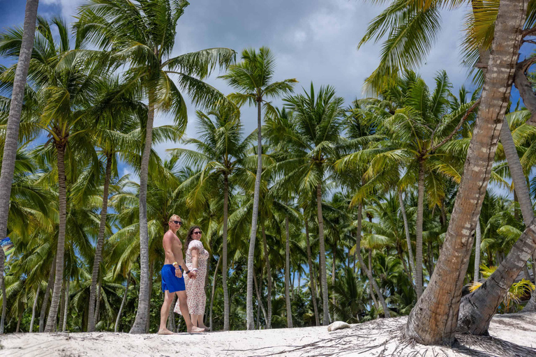 Da Punta Cana: Catamarano e motoscafo per l&#039;isola di Saona ...