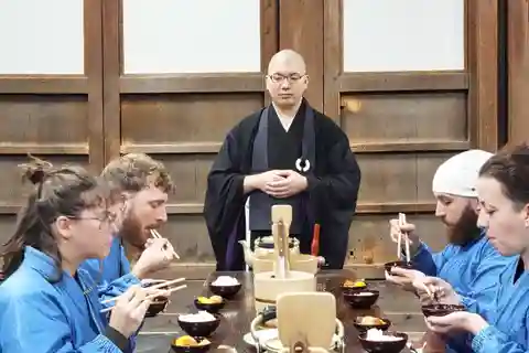Quioto: Pratica ZEN em exclusivo no templo Manpukuji em Uji