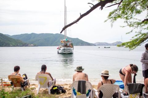 Santa Marta: Dagstur med segelbåt till Tayrona Park