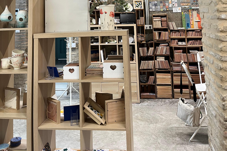 Seville: Ceramic Tile Workshop in Triana