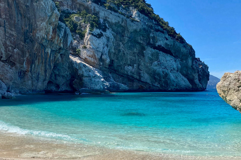Arbatax: Baunei Coast Day Tour by Boat Arbatax: Boat tour day trip without lunch in Orosei Gulf