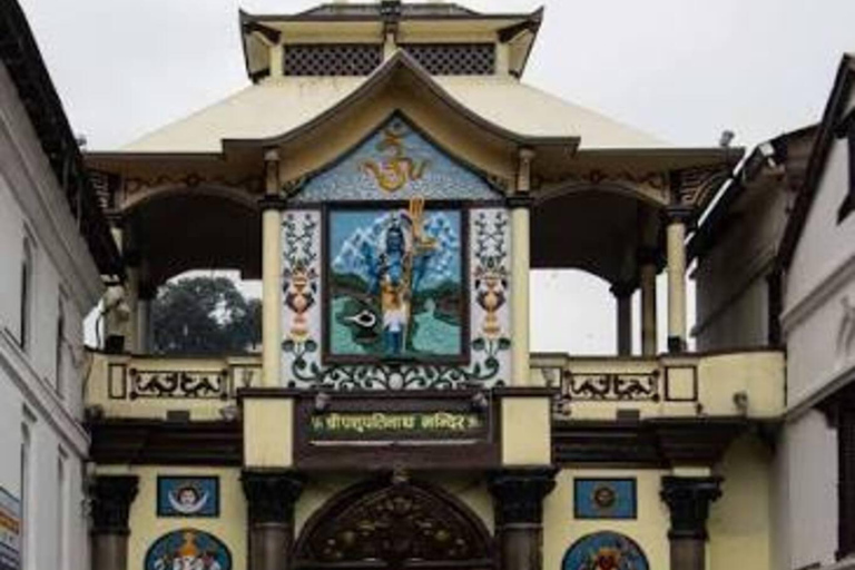 Kathmandu and Pokhara Sightseeing Tour – 5 Days In nepal