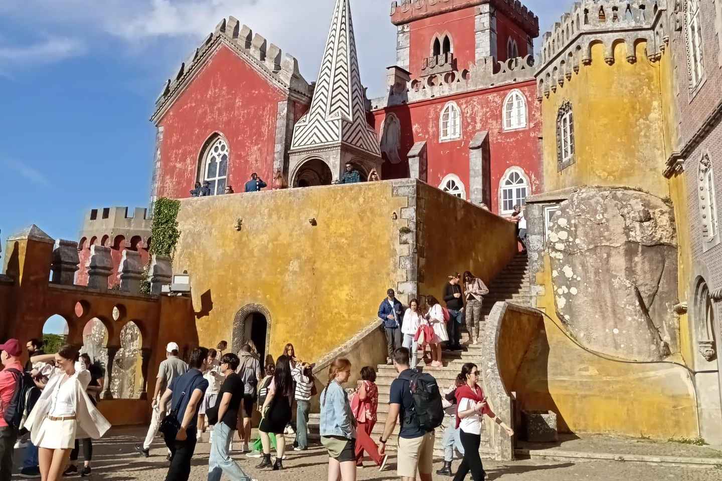 Синтра, Кабо да Рока и Кашкайш: экскурсия в мини-группе из Лиссабона