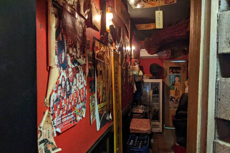 Tokio: Shinjuku Golden Gai Bar Hopping Tour