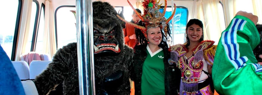 Depuis Puno : excursion d'une journée aux îles Uros et Taquile avec déjeuner