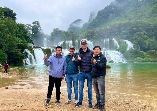 Visit Cao Bang Loop Tour - 4 days 3 nights in Cao Bằng, Vietnam