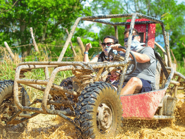 Aventura Privada en Buggy: Selva Macao para Pequeños Grupos