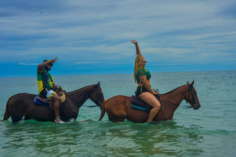 Reiten und Dunn&#039;s River Falls Combo TourNur Reiten