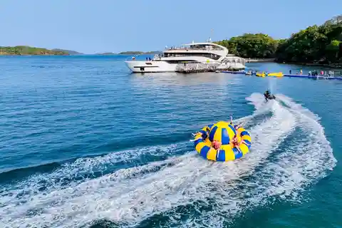 Besök Nautilus Cruise Halvdagsutflykt med sightseeing och snorkling