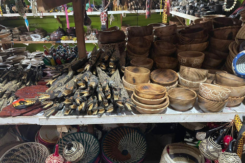 Kampala: Private Guided Market Tour with Hotel Transfers