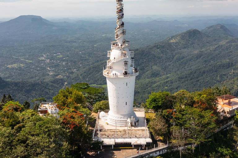 Kandy: City Tour by Car with Hiking and Bird Watching