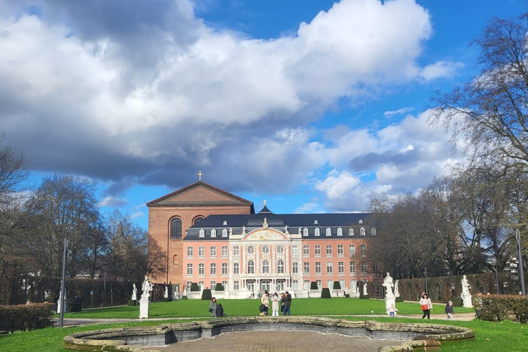 Trier: Tour de corrida com garantia de dicas privilegiadasExcursão em grupo (ponto de encontro: Palastgarten)