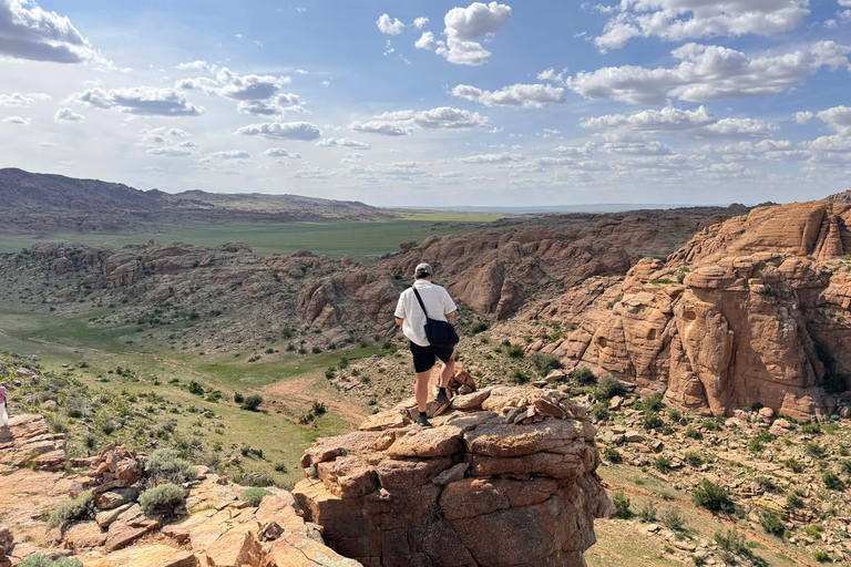 Ulaanbaatar: 7-Day Gobi Desert & Terelj Park Tour