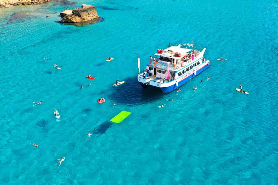 Ibiza: Strand-Hopping-Bootsfahrt mit Paddleboard, Essen und Getränken