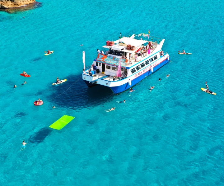 Ibiza: Rejs po plaży z paddleboardem, jedzeniem i napojami