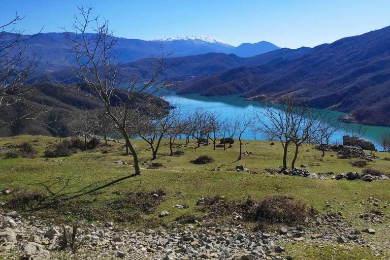 Bovilla Lake, Hiking and Swimming, Private Tour with SUVs