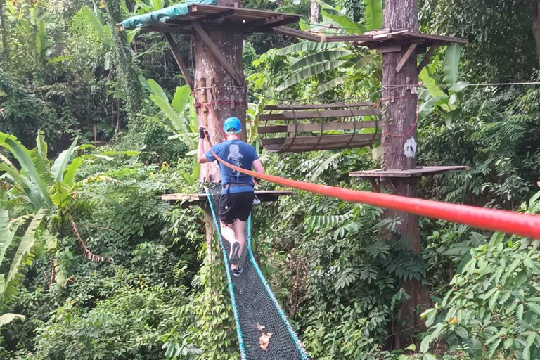 Phuket: Jungle Xtrem Avonturen en Zipline ParkAvontuur voor gevorderden met 45 platforms