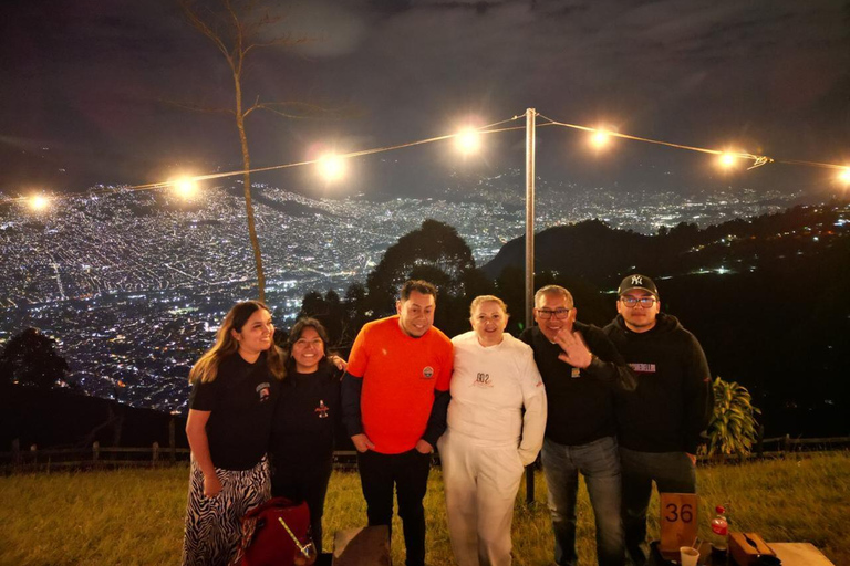 麦德林：13区/拉帕尔马观景台，从街头艺术到天空/私人麦德林；13区和涂鸦私人之旅，当地导游