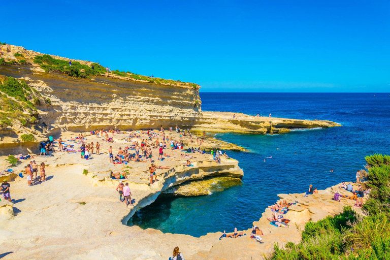 From Sliema: Marsaxlokk Market, St Peter’s Pool & Boat Tour