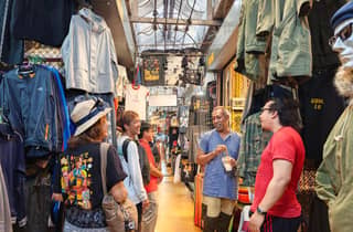 Bangkok: Vintage-Kleidungstour auf dem Chatuchak-Markt mit Guide