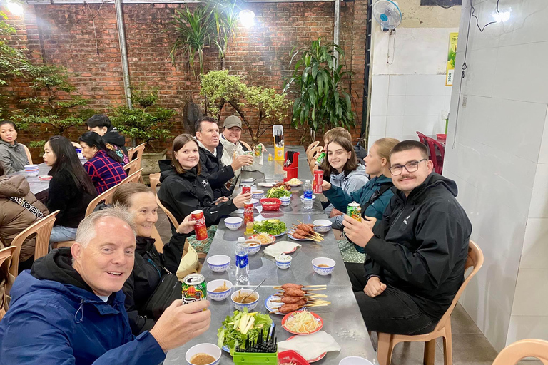 Hue Street Food Adventure – Eat, Walk & Explore Like a Local Private Group