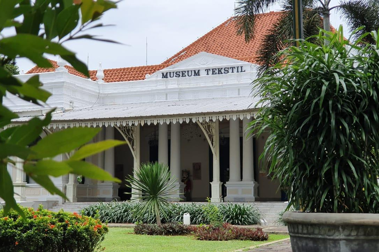 Visite de la vieille ville de Jakarta avec atelier de batik