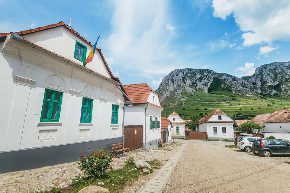 De Cluj, Turda Salt Mine, Gorge, et Remetea voyage d'une journée complète - Hizvo