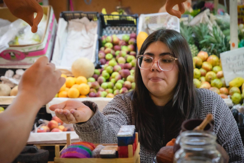 Mexico : visite du marché de Coyoacán avec dégustations gastronomiquesMexico : visite du marché de Coyoacán avec dégustations culinaires