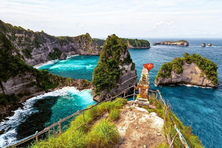 From Lembongan: Nusa Penida East & West Highlight Day Tour Penida West Coast Tour with Meeting Point at Port