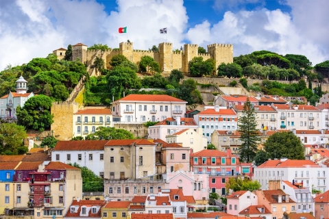 Lizbona: wycieczka z przewodnikiem po zamku św. Jerzego z biletem wstępuHiszpańska wycieczka