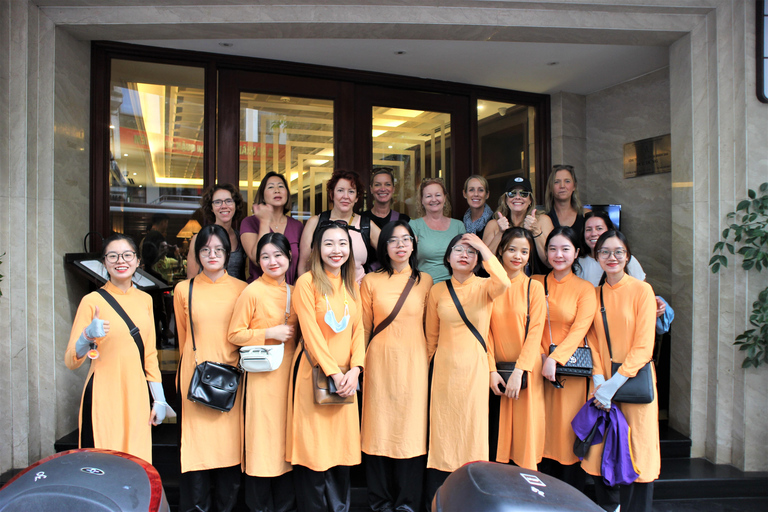 女性向导带你踏上河内吉普车之旅女性带领的河内市吉普车之旅