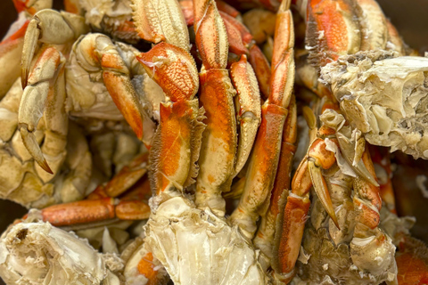 凯奇坎伐木工表演和螃蟹盛宴