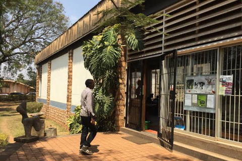 Kampala: Pottery Workshop & Makerere University Tour