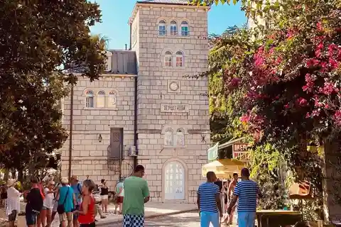 Visite pied à Herceg Novi : Découvrez la vieille ville