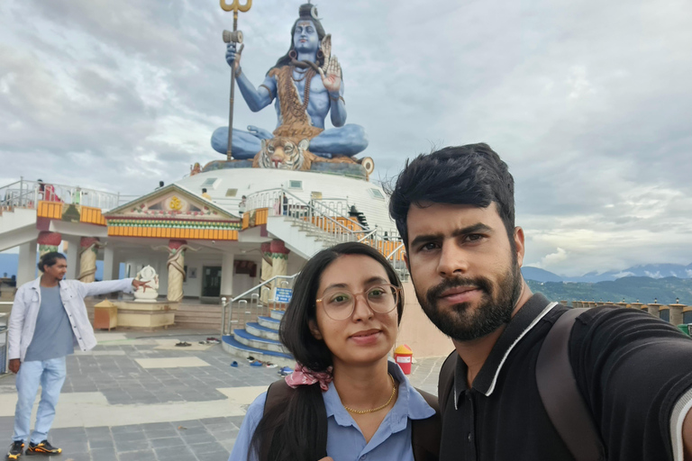 From Kathmandu: 8-Day Honeymoon Tour with Chitwan & Pokhara