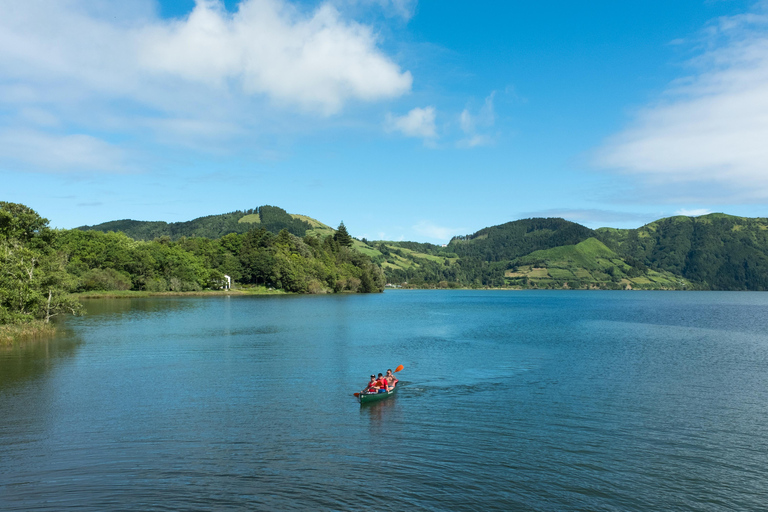 São Miguel : visite de Sete Cidades et d'une plantation d'ananas