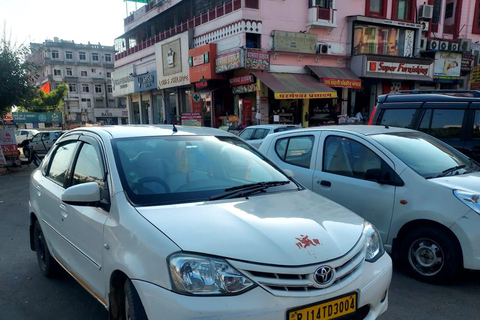 Jaipur : Privé ophaalservice vanaf vliegveld/stationJaipur naar jodhpur enkele reis transfer