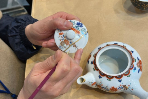 Doświadczenie Kintsugi z Arita Ware w Tokio (przewodnik w języku angielskim)