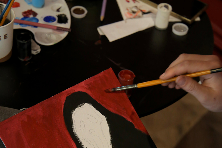 地拉那：绘画比赛（含葡萄酒和奖品）