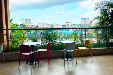 Vientiane: Art House Cafe Painting & Eco Print Workshop