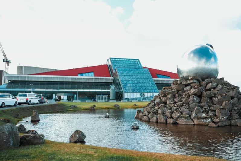 Reykjavik: Private Transfer from Skarfabakki Cruise Terminal | GetYourGuide
