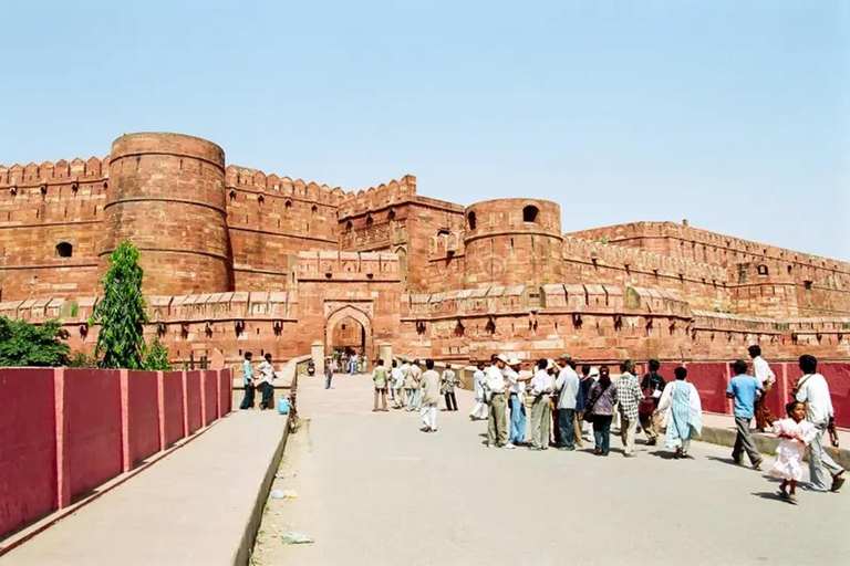 From Delhi: Six Day Golden Tour Agra and Jaipur With Udaipur