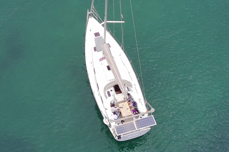 BAHÍA DE PALMA : TOUR PRIVADO DE 4 HORAS CON VELEROTOUR PRIVADO DE 4 HORAS BAHÍA DE PALMA CON VELERO