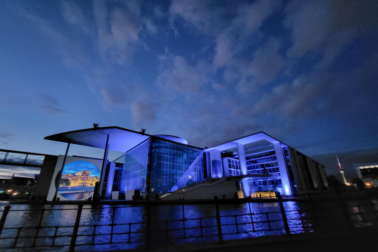 Berlin Night Walking Tour - Iconic Illuminated Landmarks Private Berlin Sunset Walking Tour - Iconic Landmarks