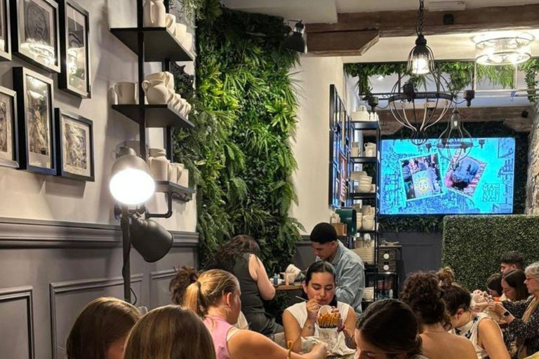 Bilbao: Pinta sobre cerámica en el único ceramicafé de la ciudad