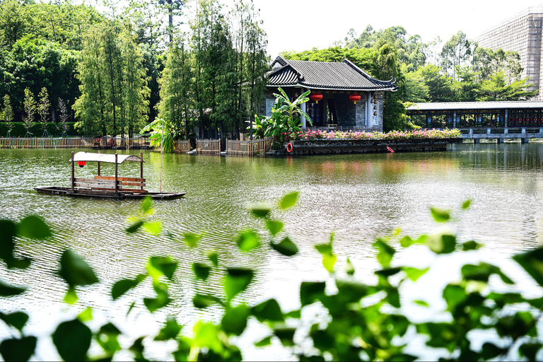 Guangzhou: Lingnan Impression Park Entry Ticket(Opt Guide) Entry ticket + English-speaking local guide service