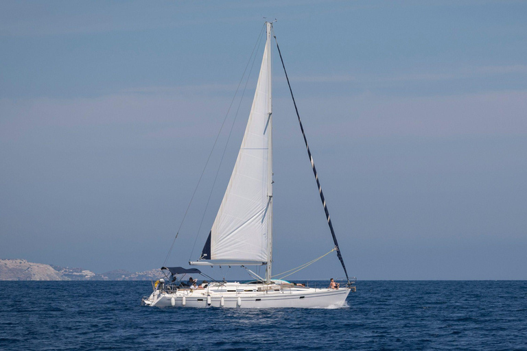 Sailing Cruise to Dia Island with Free Meal, Drinks and SUP Semi-Private Cruise to Dia Island with Meal, Drinks & SUP