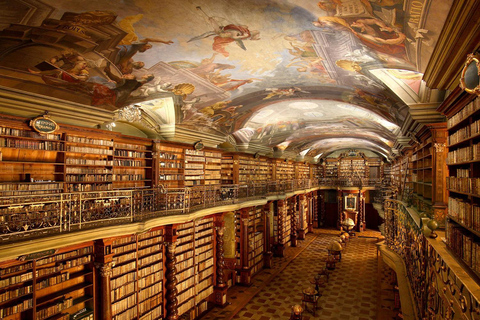 Bratislava/Vienna: Liechtenstein, Seegrotte, Melk, Wachau Small Open group