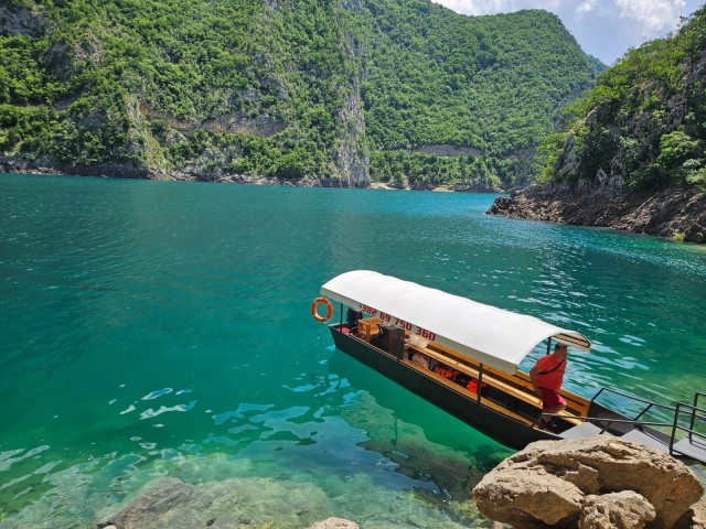 Visit Pluzine Piva Lake Boat Trip in Pluine, Montenegro