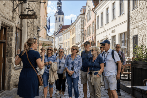 Luxury Day Trip to Tallinn with Lounge Access, Lavish Buffet